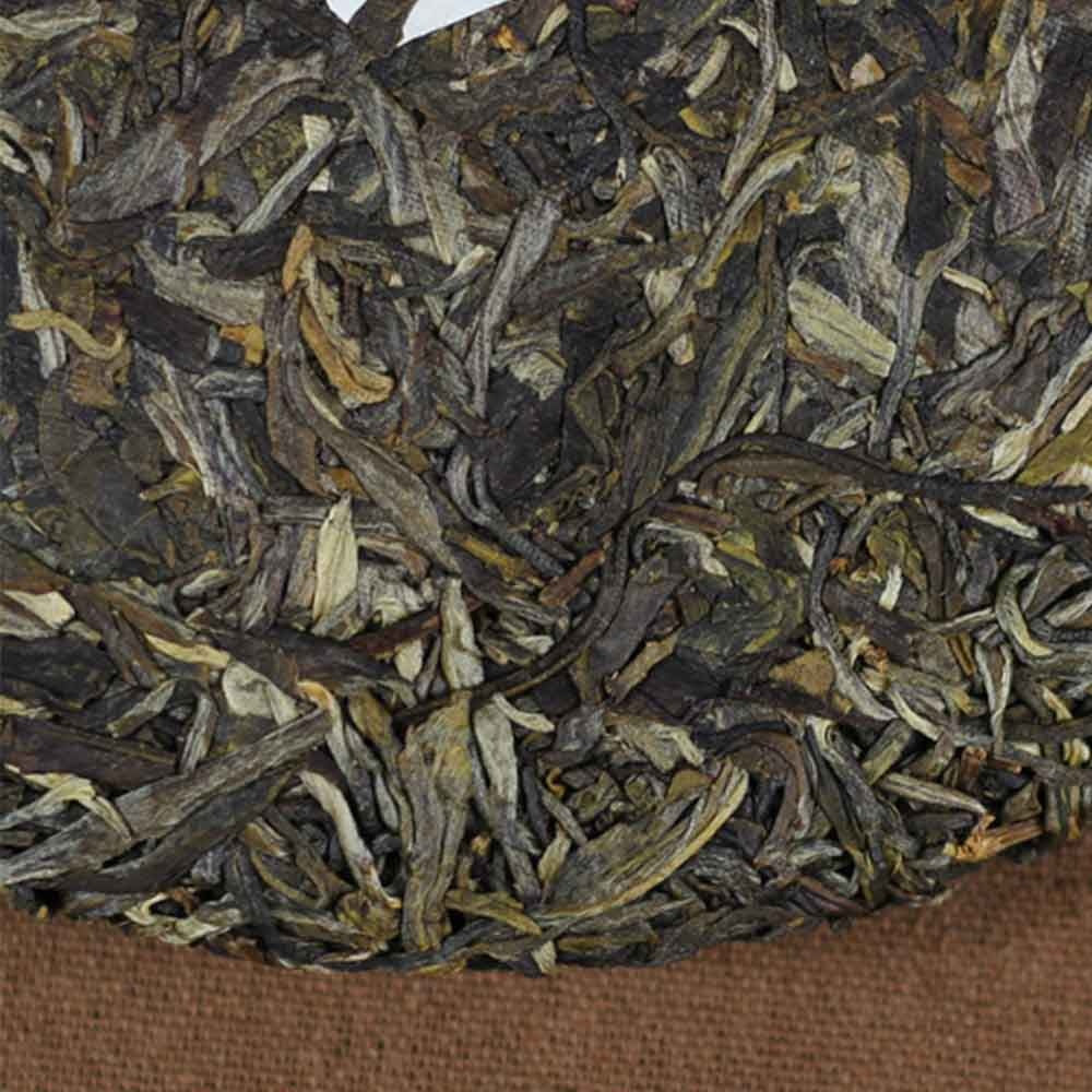 Haiwan 2014/2015 Raw Pu-erh Tea 9948 Menghai Tea Area Batch 151 Sheng Pu-erh Tea Cake 357g