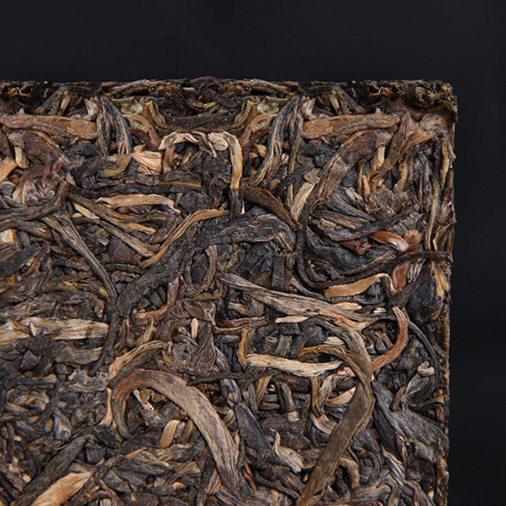 Haiwan 2012 Raw Pu-erh Tea "Aged Trees Tea Brick" Menghai Tea Area Yunnan Sheng Pu-erh Tea 500g