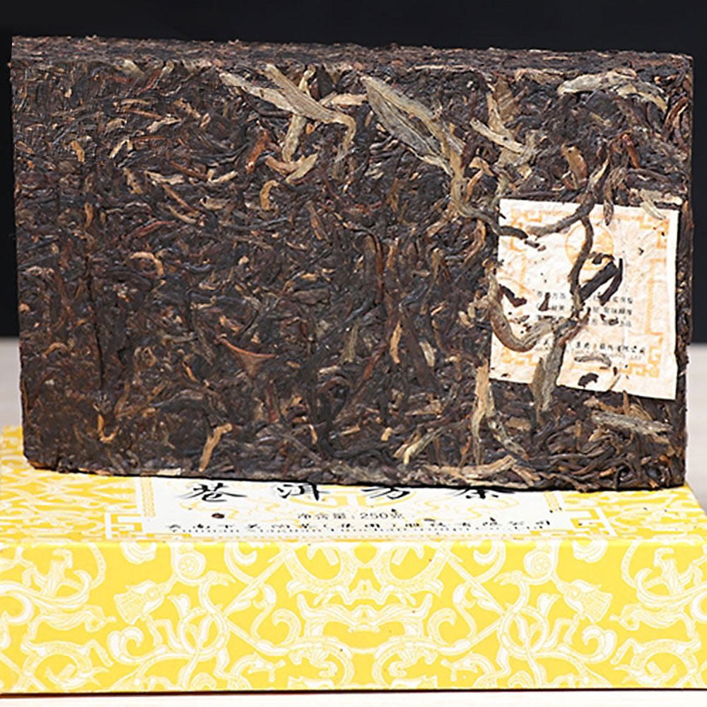 Xiaguan 2011 Raw Pu-erh Tea "Cang Er Square Tea" Yunnan Sheng Pu-erh Tea Brick